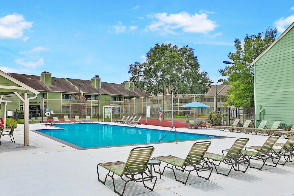 Community pool