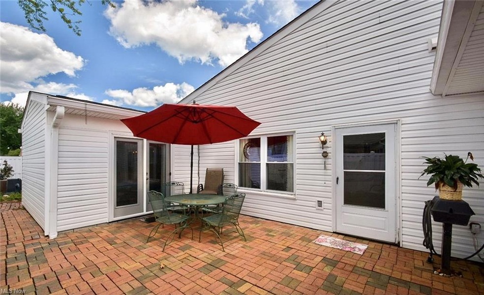 2148 Beechtree Dr, Uniontown, OH 44685 Private Pat