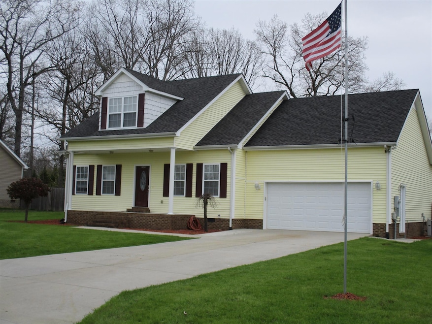 850 Indian Springs Cir, Manchester, TN 37355 - photo 1