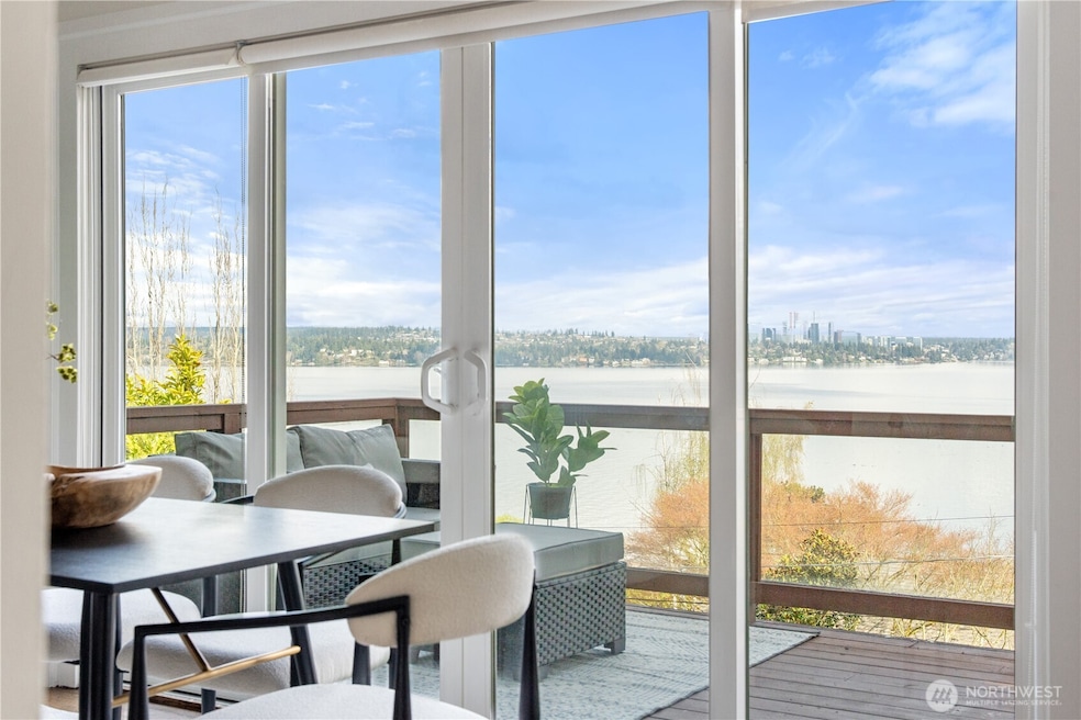 For Sale $1,469,500 • Co-Listing Agent