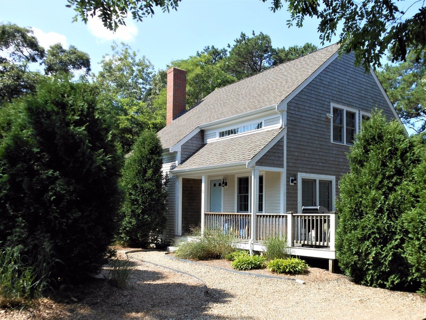 72 9th St N, Edgartown, MA 02539 - photo 1