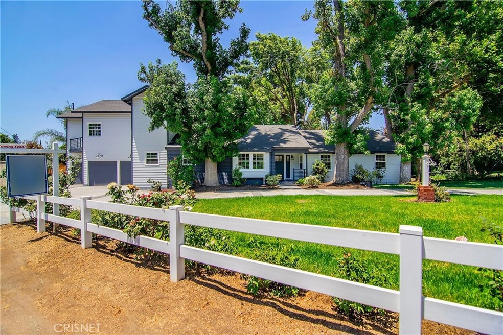 5043 Dumont Place, Woodland Hills, CA 91364 - photo 1