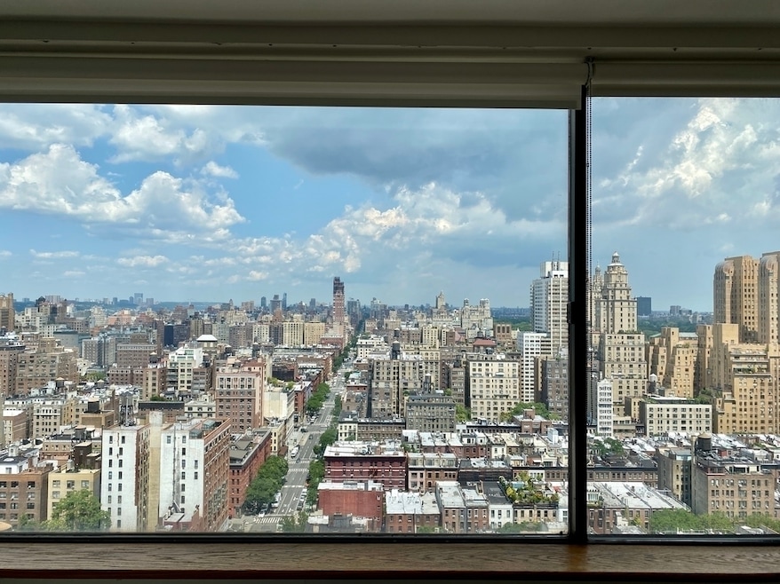 45 W 67th St unit 29F, New York, NY 10023 - photo 1