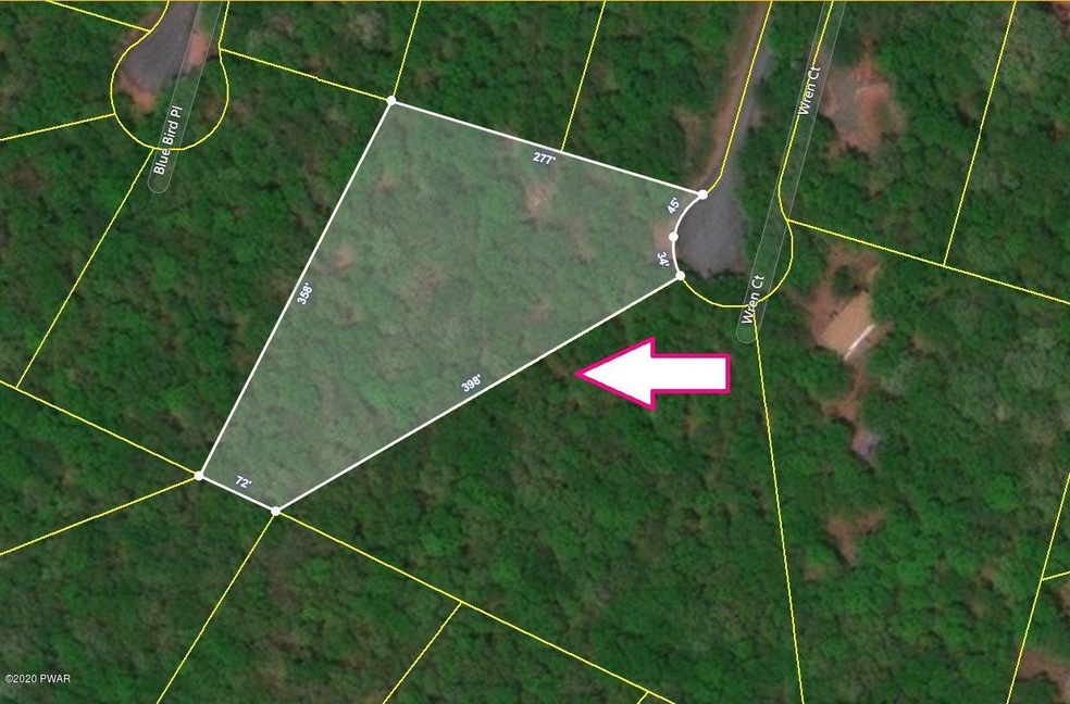 609 Wren Ct, Blooming Grove Township, PA 18428 - photo 1