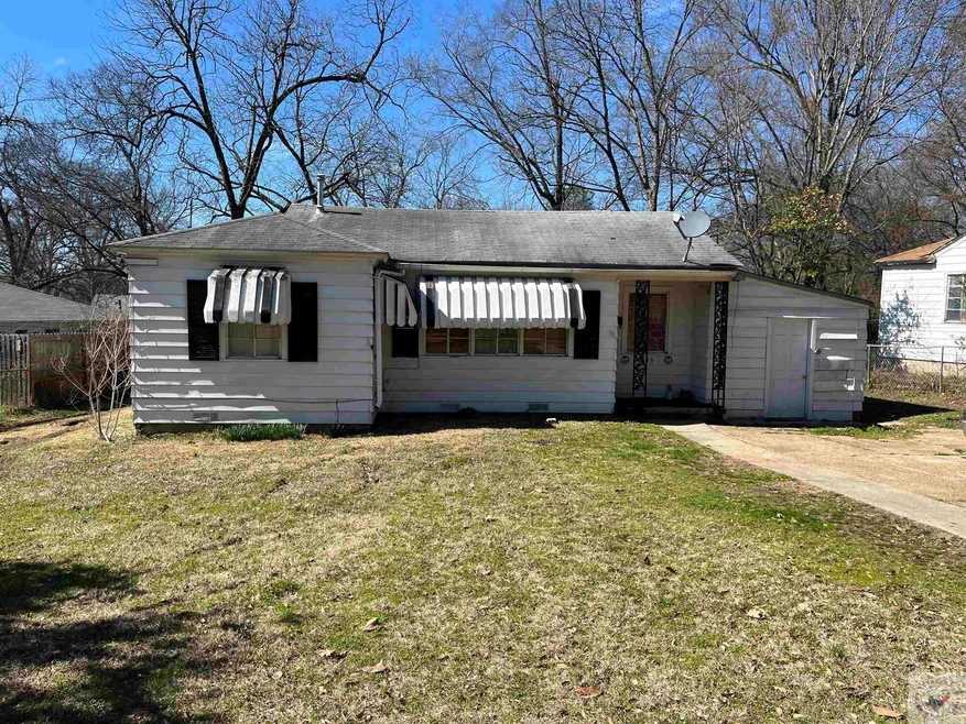 3413 Moore Dr, Texarkana, TX 75503 - photo 1