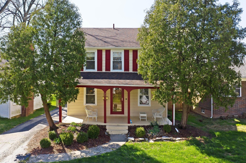2899DresdenStreet-3