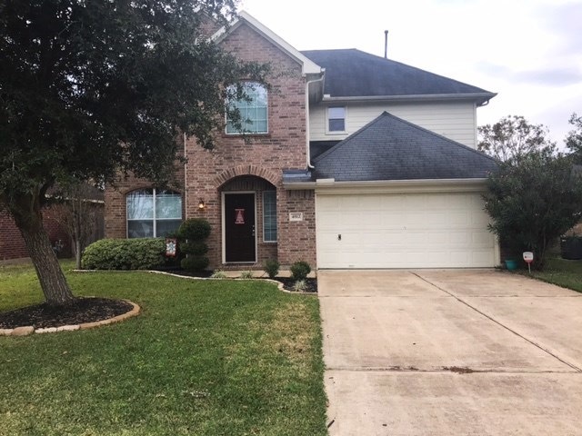 4812 Kentington Dr, Alvin, TX 77511 - photo 1