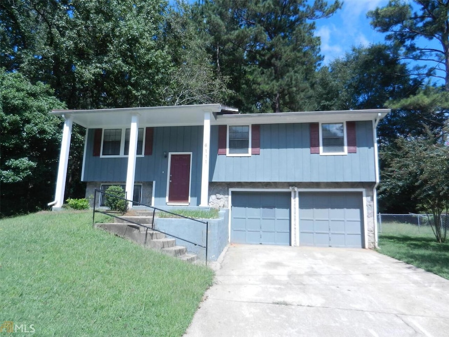 6111 Dana Ct, Lithonia, GA 30058 - photo 1