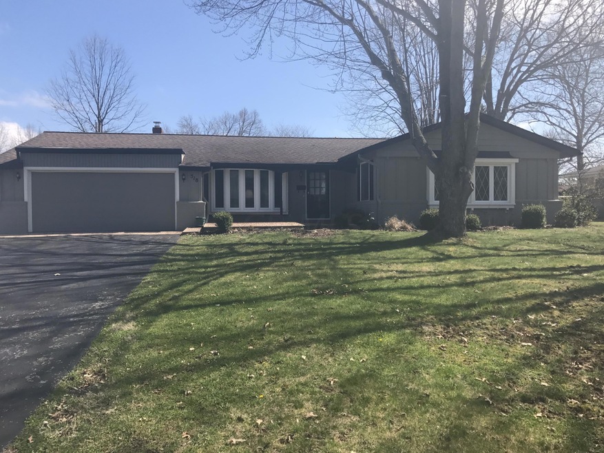 518 Hickory Dr, Marysville, OH 43040 - photo 1