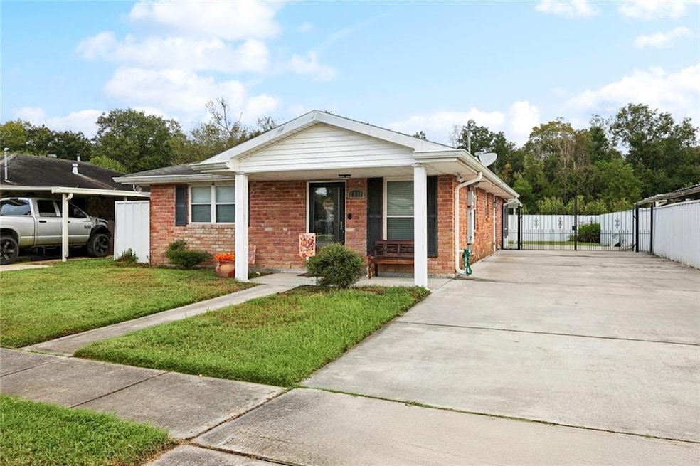 2912 Reunion Dr, Violet, LA 70092 - photo 1