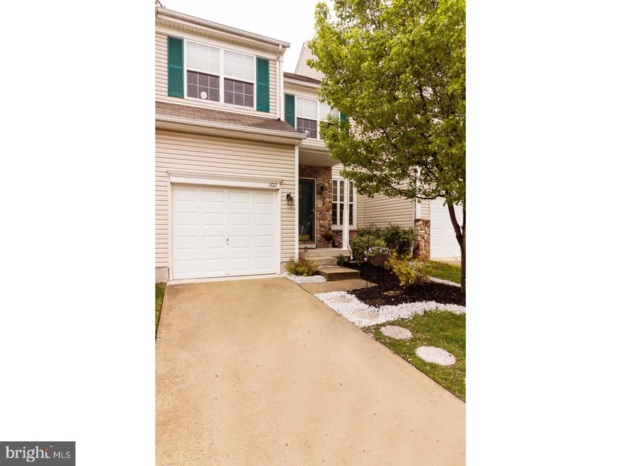 102 Cypress Ct, Woodbury, NJ 08096 - photo 1