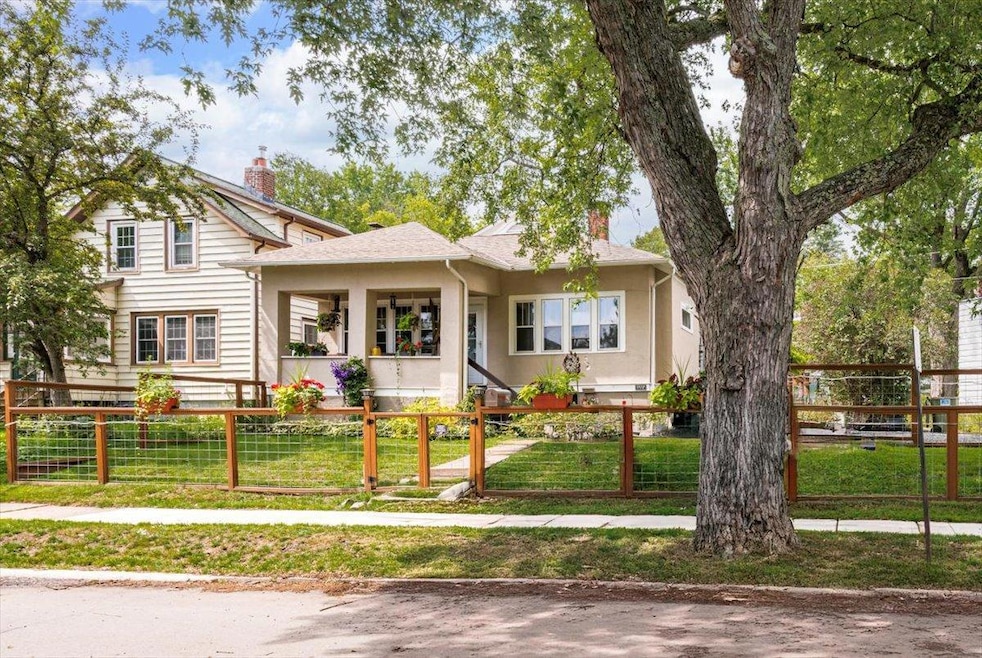 1417 E 10th St, Duluth, MN 55805 - photo 1