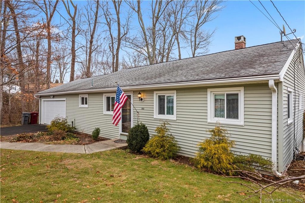 580 Field St, Naugatuck, CT 06770 - photo 1