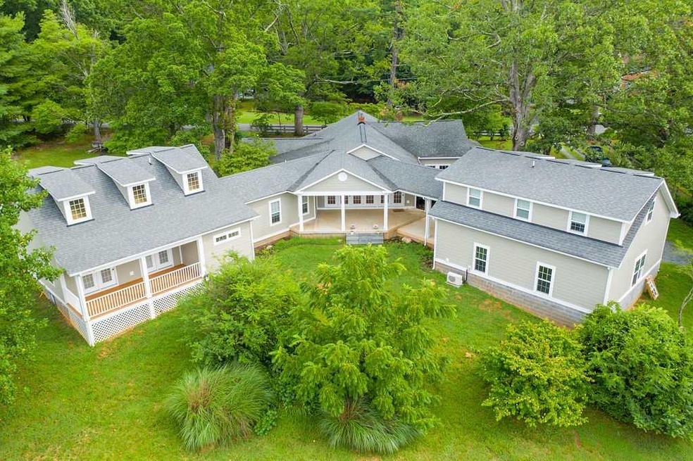 1327 Tilman Rd, Charlottesville, VA 22901 - photo 1