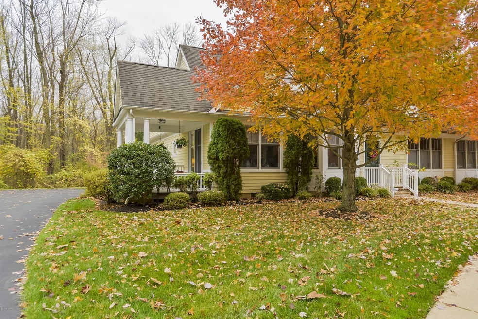 36 Thornbrooke