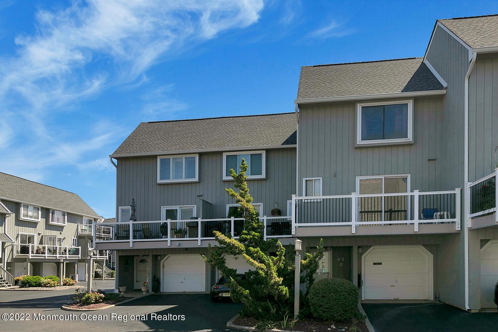 5 Island View Way unit 44, Sea Bright, NJ 07760 - photo 1
