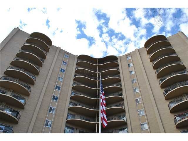 Highrise in the heart of Memphis!