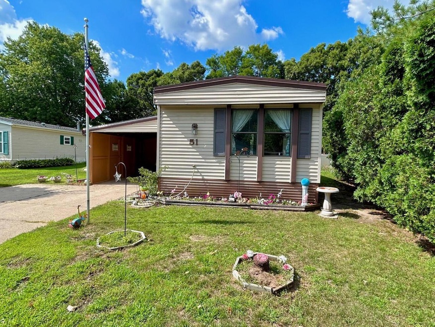 51 Westminster Ave, Holmen, WI 54636 - photo 1