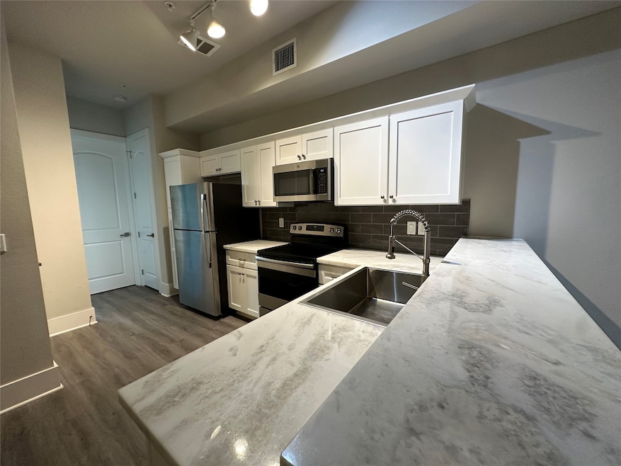 For Rent $1,475/month