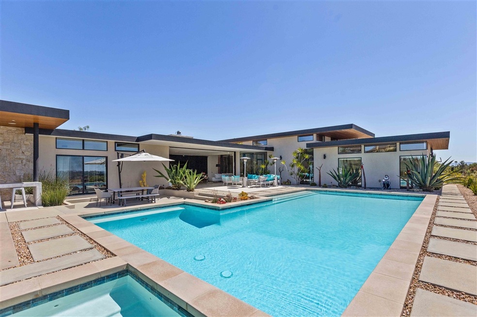 3833 Megan Ln, Encinitas, CA 92024 - photo 1