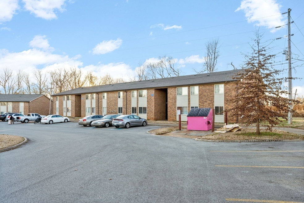 225 Clara Dr unit 2B, Pembroke, KY 42266 - photo 1