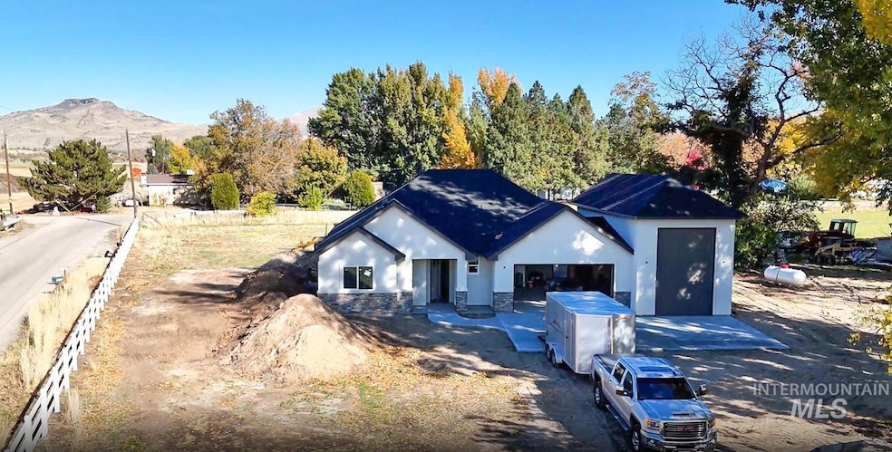 2910 Cottonwood Ln, Emmett, ID 83716 - photo 1