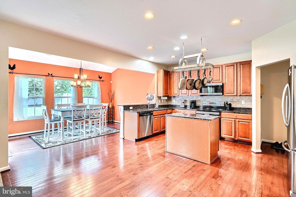 2537 Yorkway, Dundalk, MD 21222 - photo 1