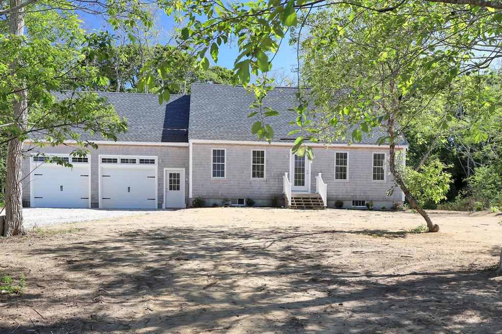 2642-level Wooded Lot