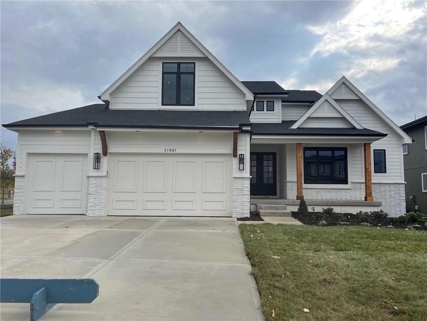 21907 W 100th Terrace, Lenexa, KS 66220 - photo 1