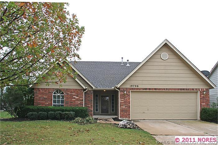 19706 E 37th St S, Broken Arrow, OK 74014 - photo 1