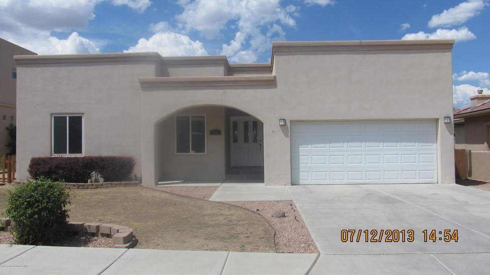 706 Sunrise Ct, Farmington, NM 87401 - photo 1