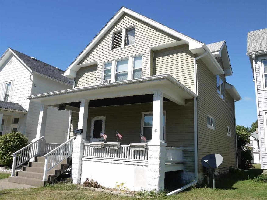 1028 W 14th St, Davenport, IA 52804 - photo 1