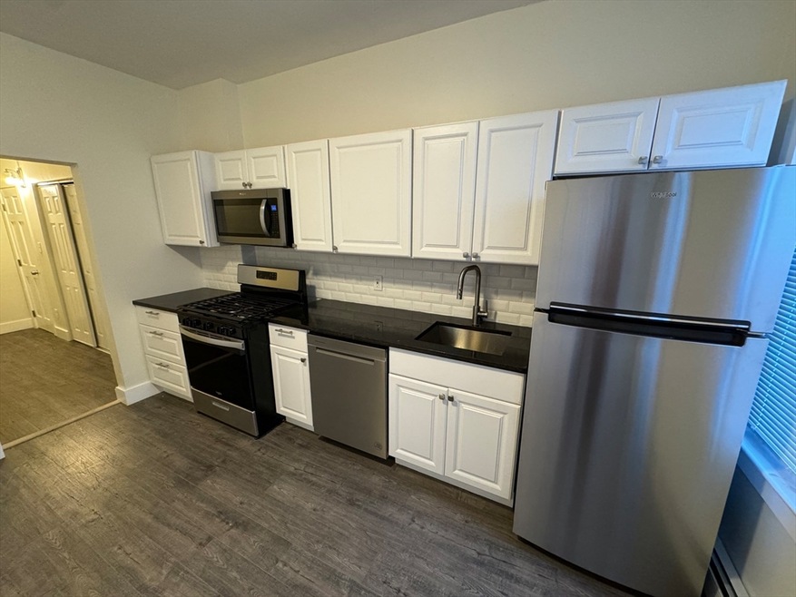 114 Brunswick St unit 1, Dorchester, MA 02121 - photo 1