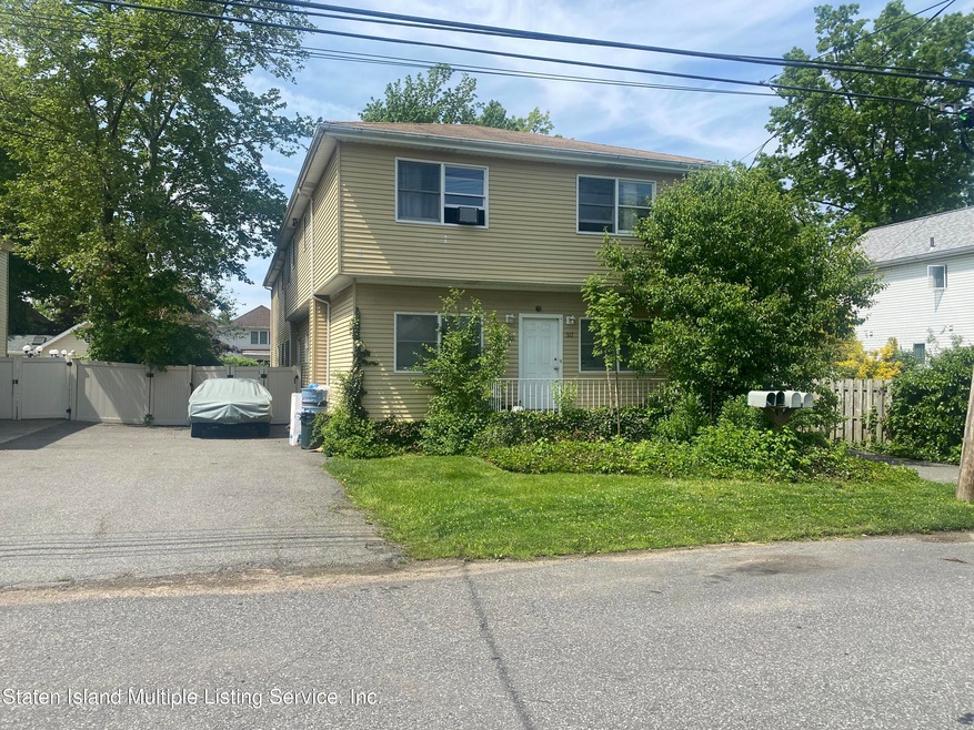 317 Dewey Ave, Staten Island, NY 10308 - photo 1