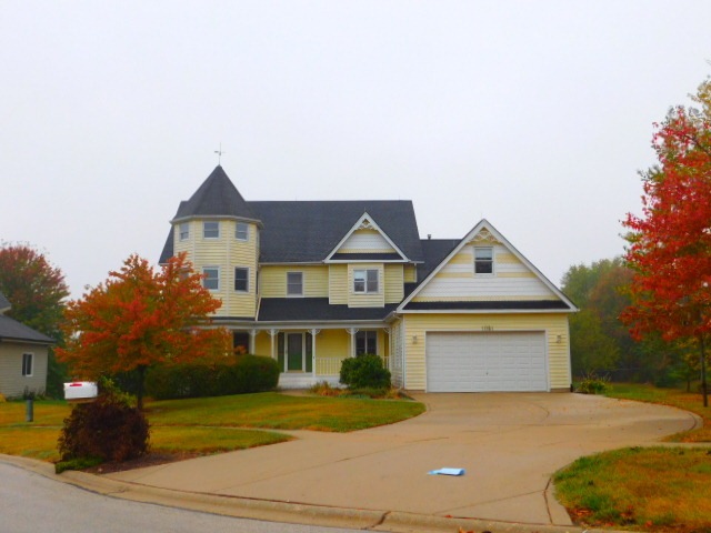 1051 Kristin Ct, Batavia, IL 60510 - photo 1