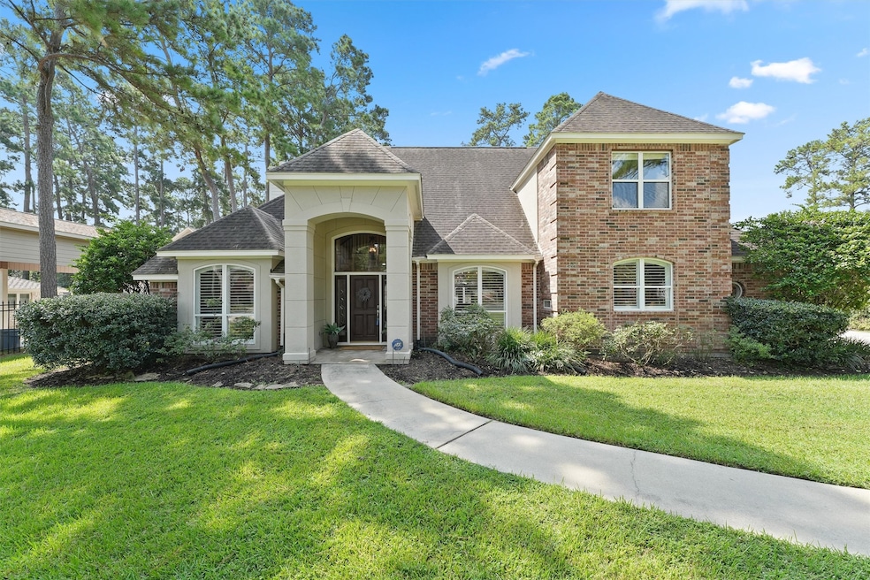 12119 Silver Creek Dr, Houston, TX 77070 - photo 1