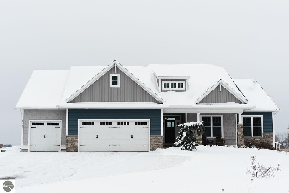 13543 S Bahia Vista Dr, Traverse City, MI 49684 - photo 1
