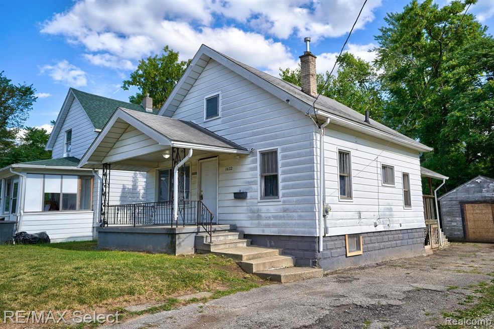 1622 Indiana Ave, Flint, MI 48506 - photo 1