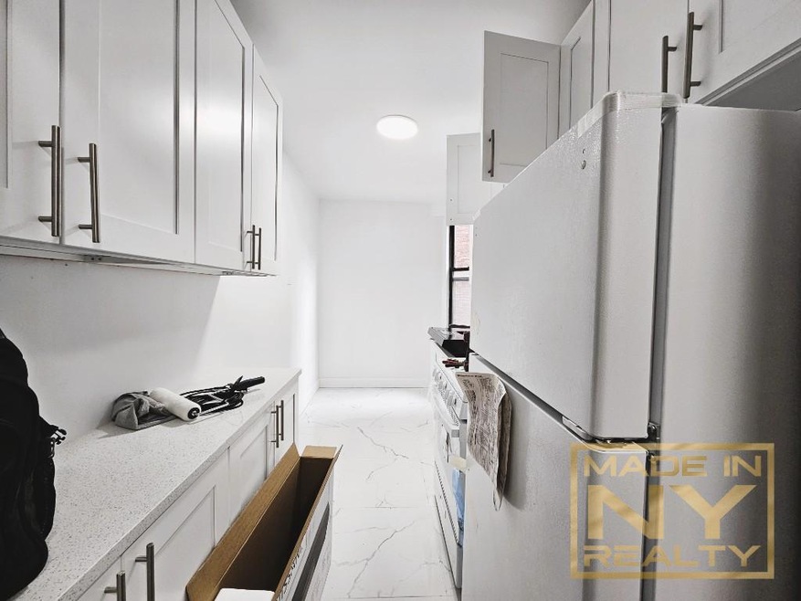 Cooperative unit 2 A, Rego Park, NY 11374 - photo 1