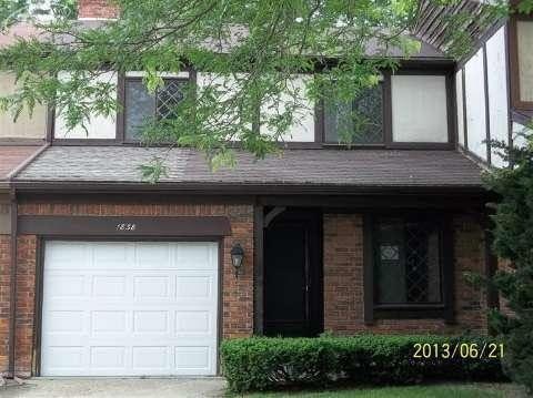 1838 Willowbrook Cir, Flint, MI 48507 - photo 1