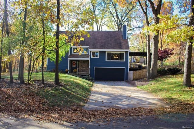 Welcome Home. 5000 Algonquin Blvd. Clarkston, Mich