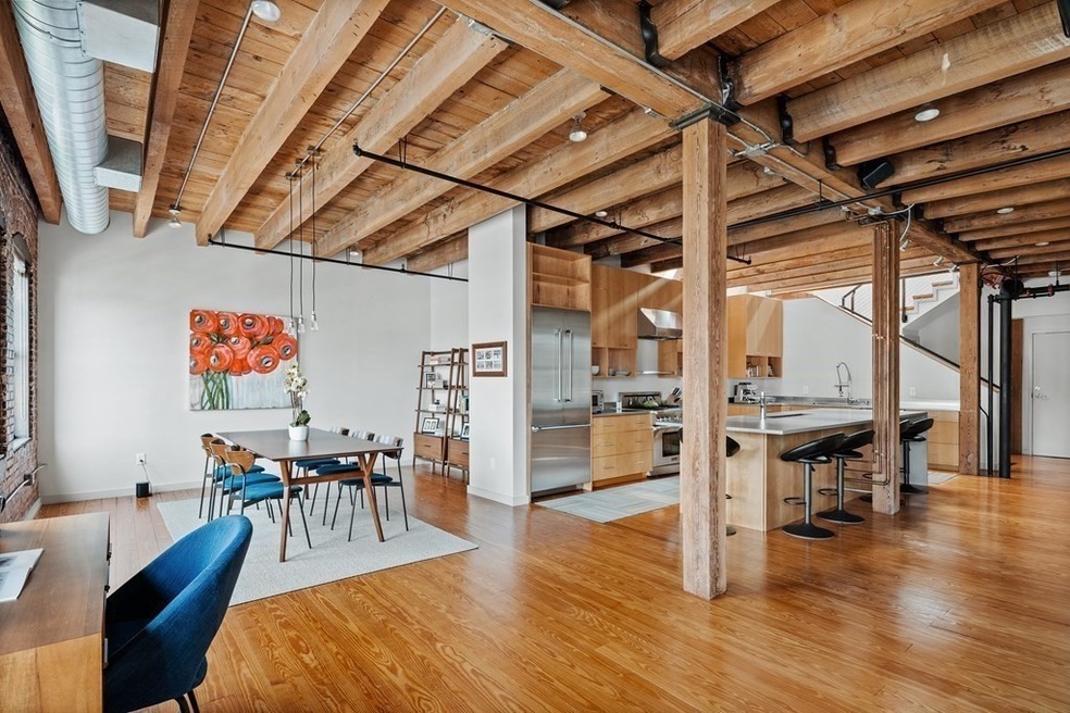 108 Lincoln St unit 6B, Boston, MA 02111 - photo 1