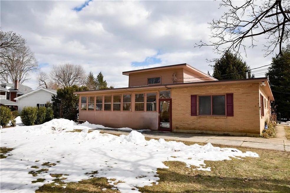 123 N 8th St, Emmaus, PA 18049 - photo 1