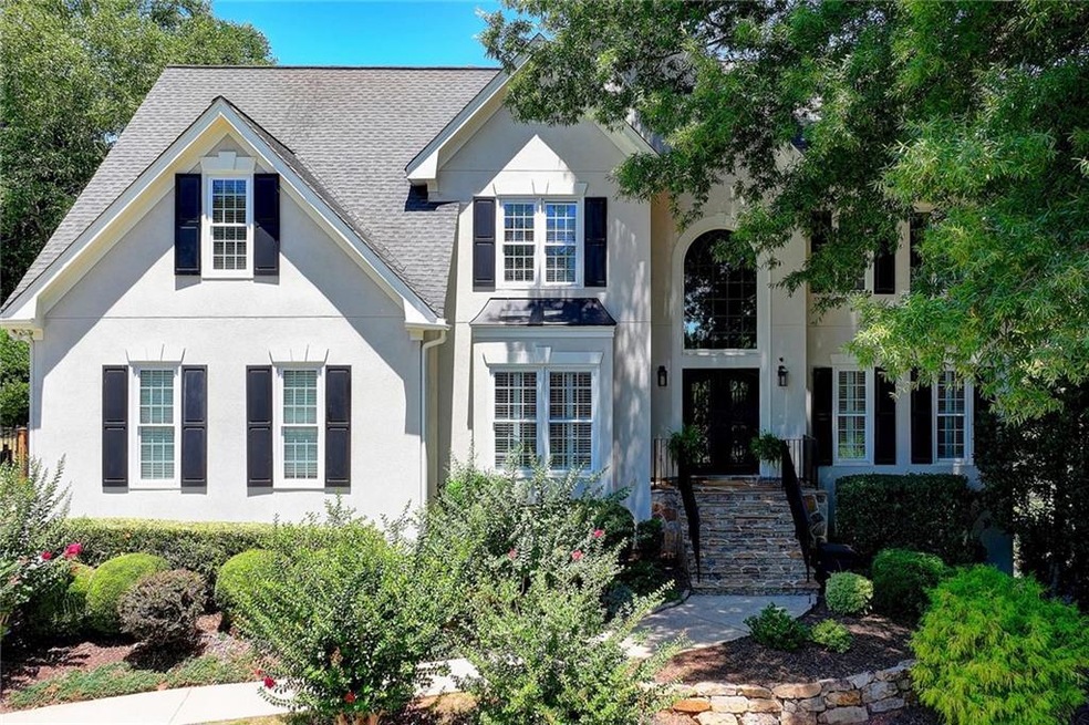 5615 Preserve Cir, Alpharetta, GA 30005 - photo 1