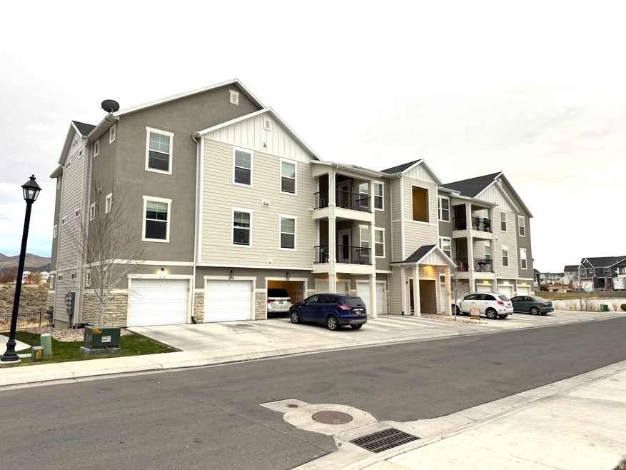 1831 W Newcastle Ln unit D302, Saratoga Springs, UT 84045 - photo 1