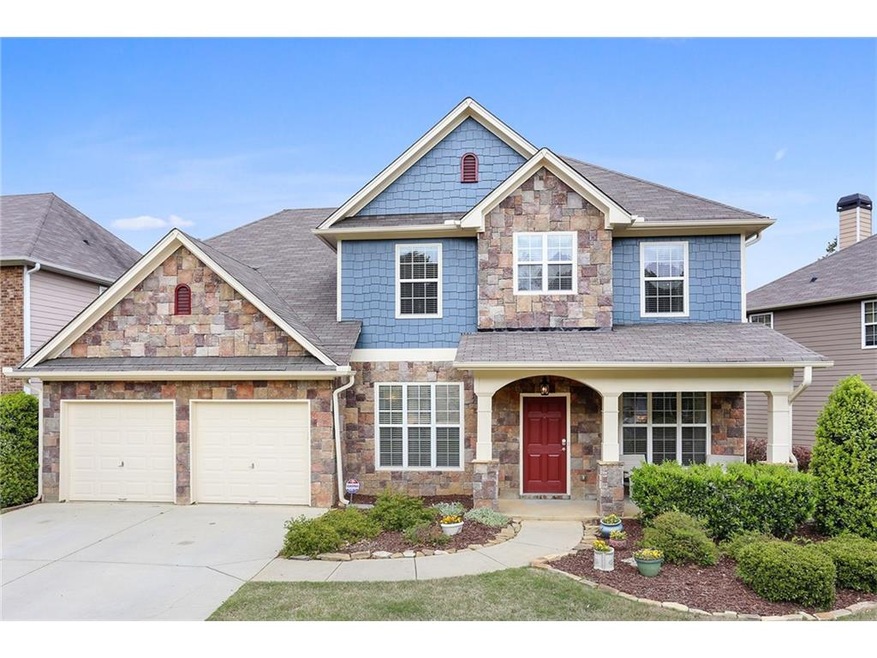 Like New Craftsman Style home close between Roswel