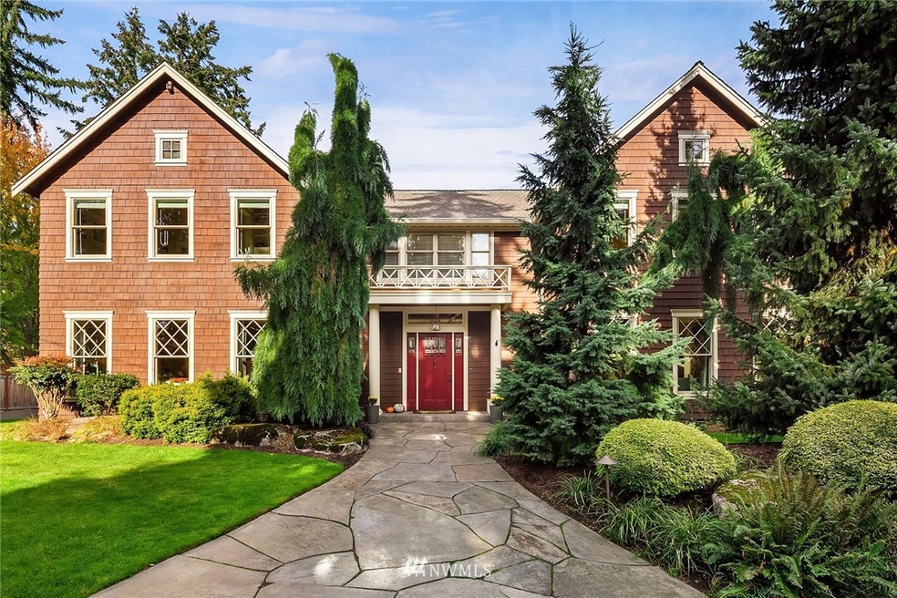 9020 SE 47th St, Mercer Island, WA 98040 - photo 1