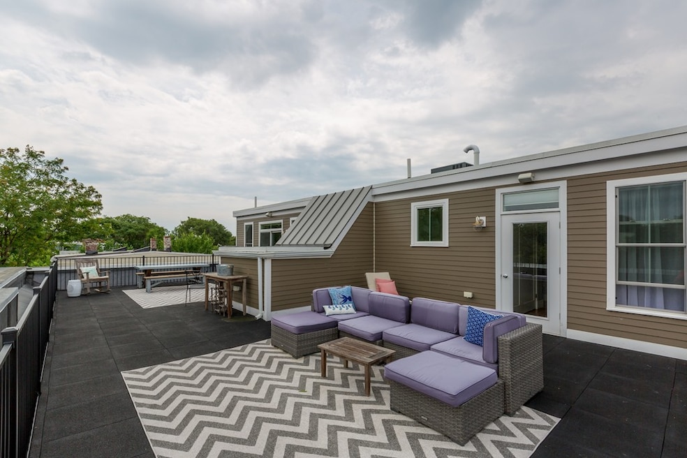 191 W 8th St unit 6, Boston, MA 02127 - photo 1