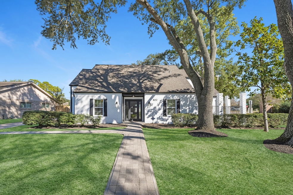 Beautiful front elevation