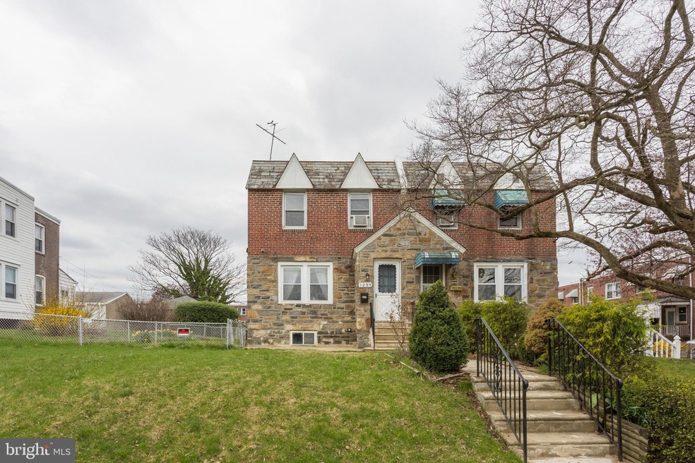 1235 E 13th St, Crum Lynne, PA 19022 - photo 1